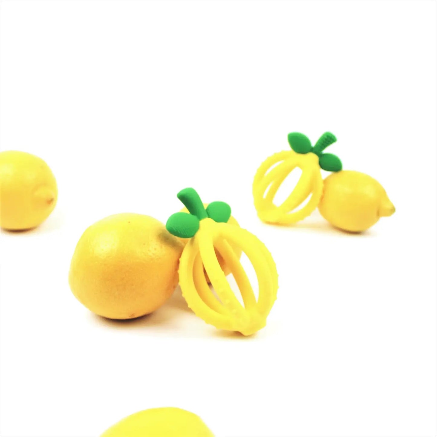 Bitzy Biter Teething Ball