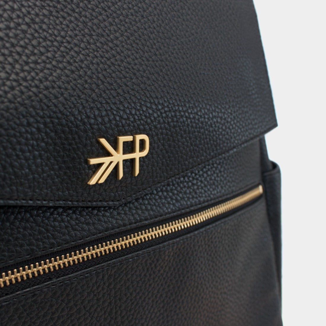 Freshly Picked Diaper Bag-Ebony : Classic II