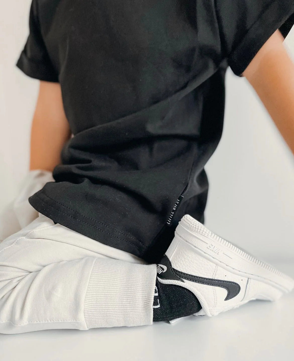 Basic Tee-Black
