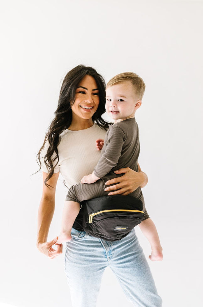 Tushbaby Hip Carrier-Black + Gold