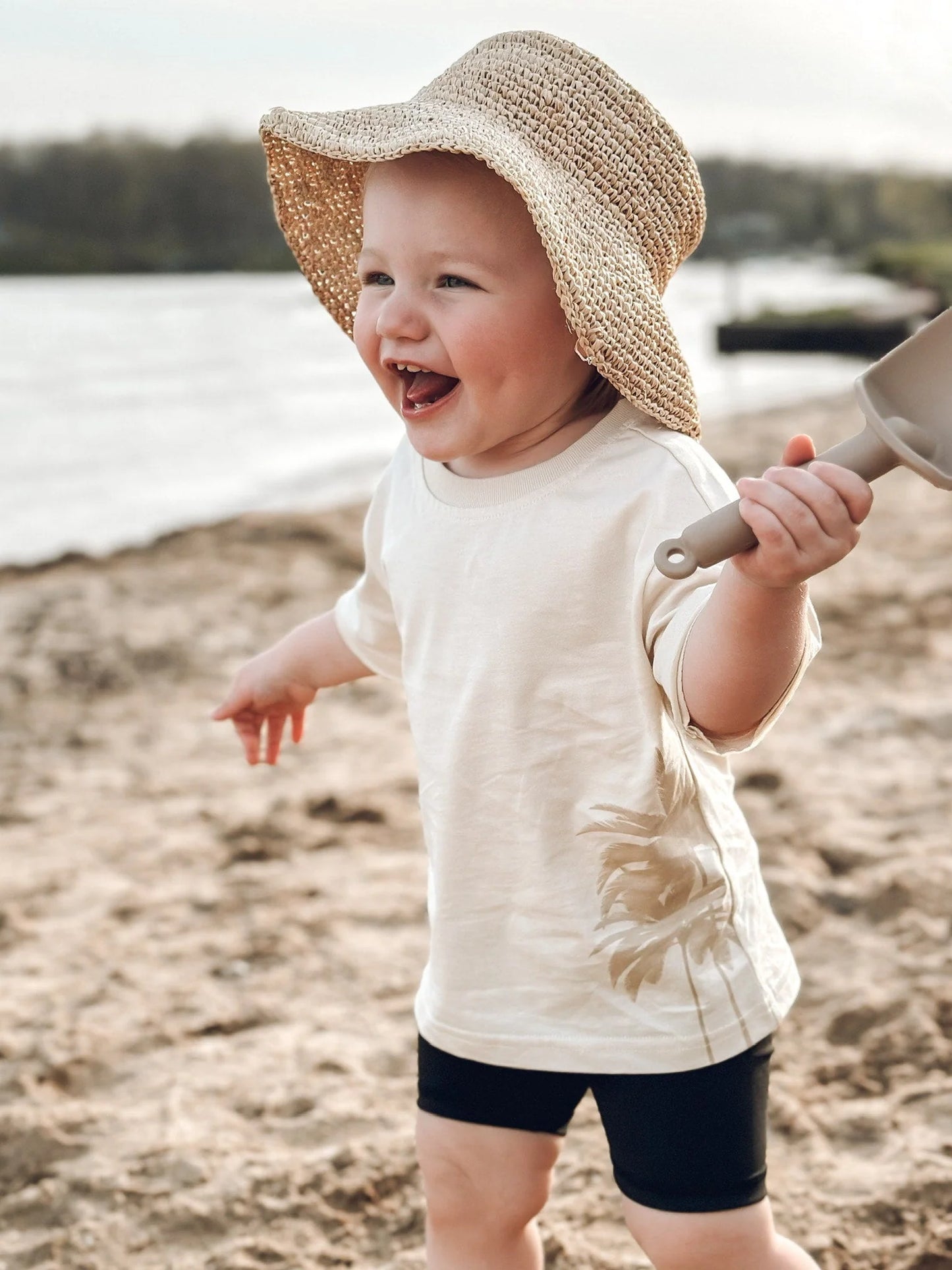 Resort Palm Tee-Cream