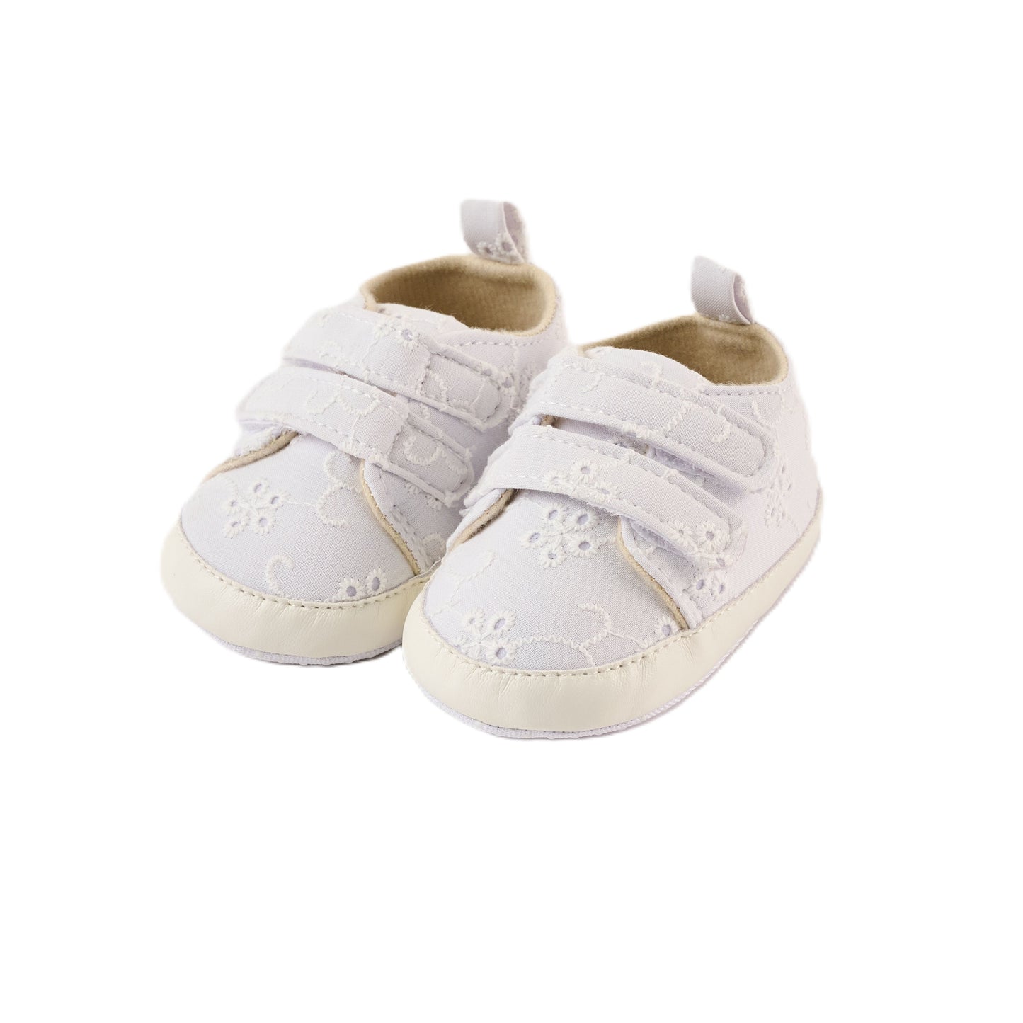 Eyelet Sneaker Gift Set