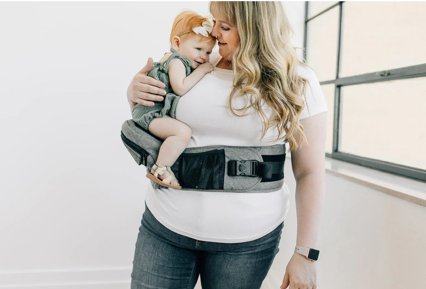 Tushbaby Hip Carrier-Grey
